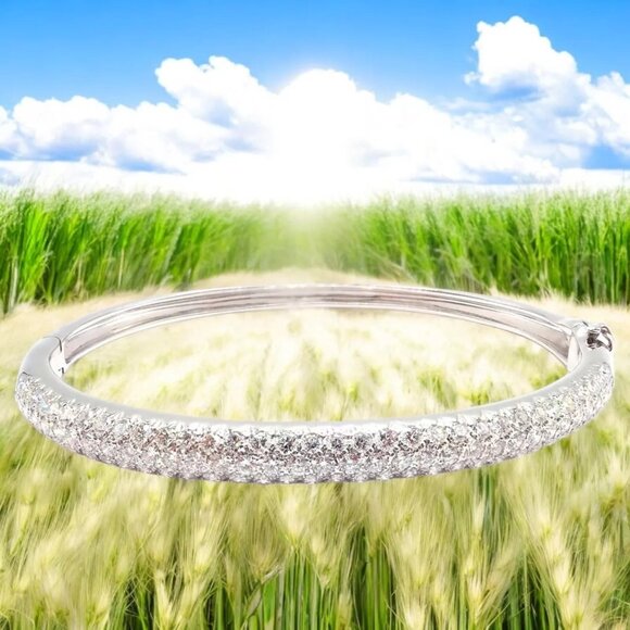 Authentic! Van Cleef & Arpels Eve 18k White Gold Diamond Bangle Bracelet Paper - Picture 2 of 11